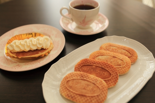 「函館バターゴーフレット」は、豊かな風味ともっちりとした食感が評判。店名の“BEURRE（フランス語でバター）”を象徴する看板商品。